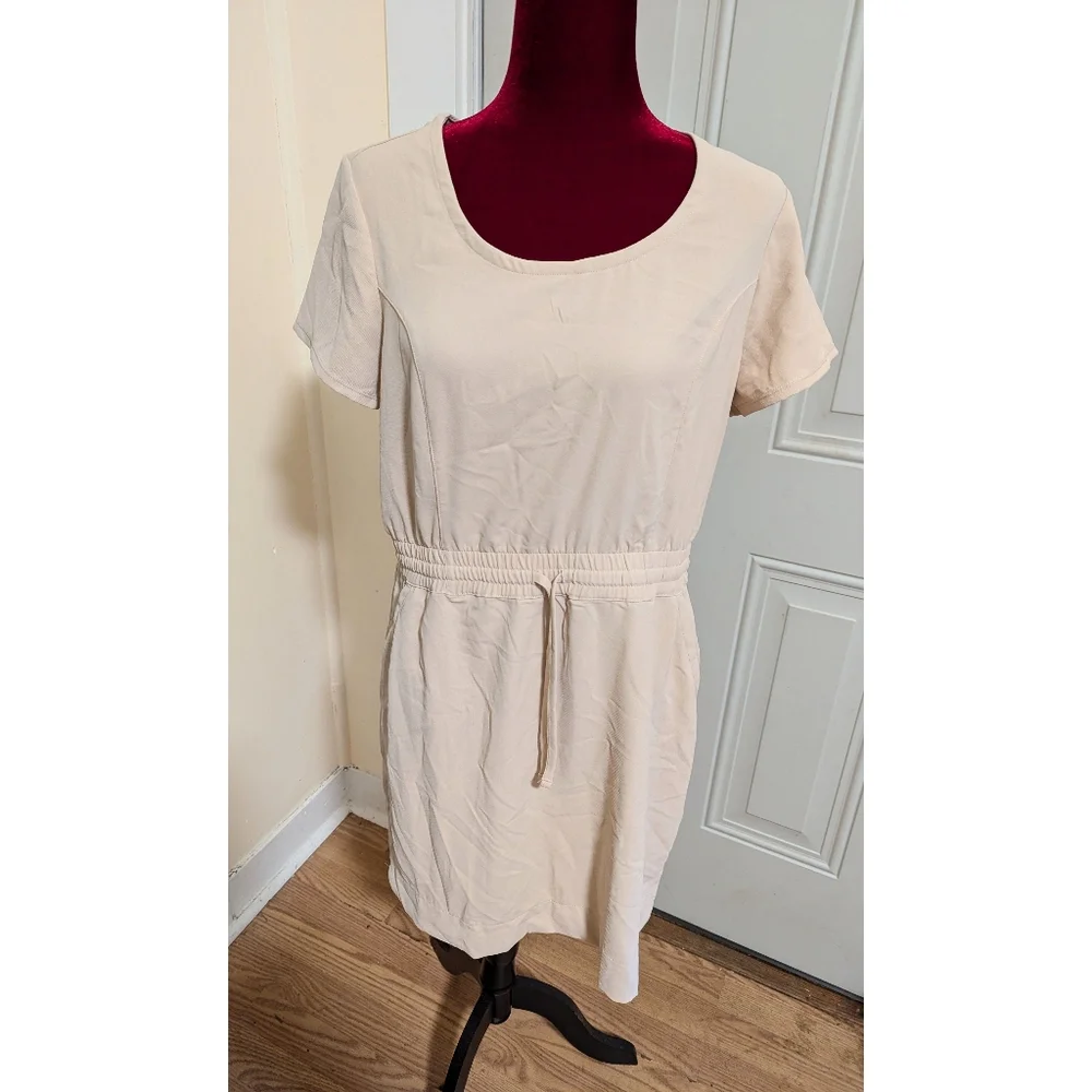 32 Degrees Cool | Tan Dress | Size Medium - Picture 1 of 4